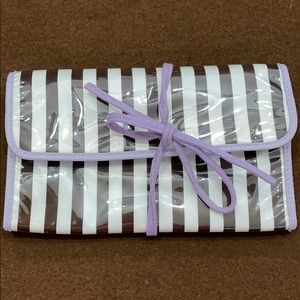 Henri Bendel jewelry carrier